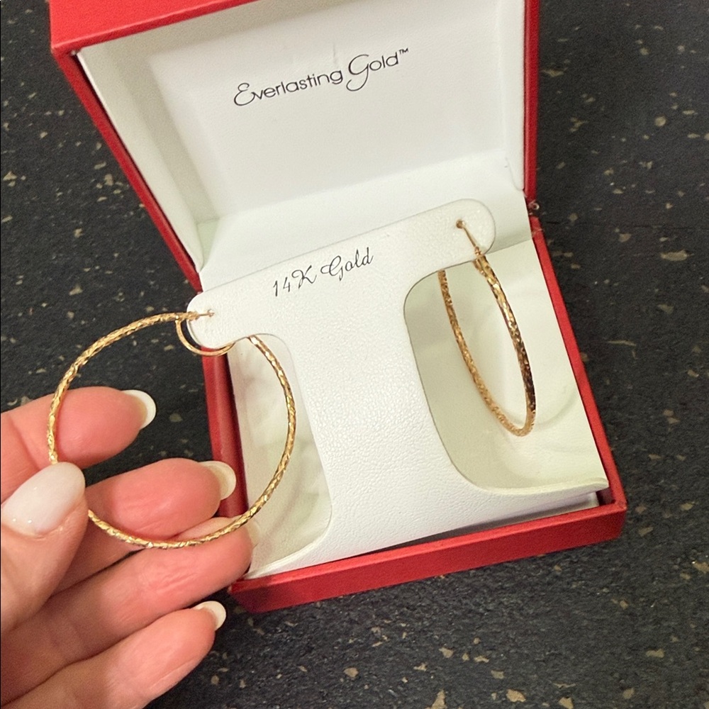 14K Gold Hoop Earrings - Gold - Picture 2 of 3